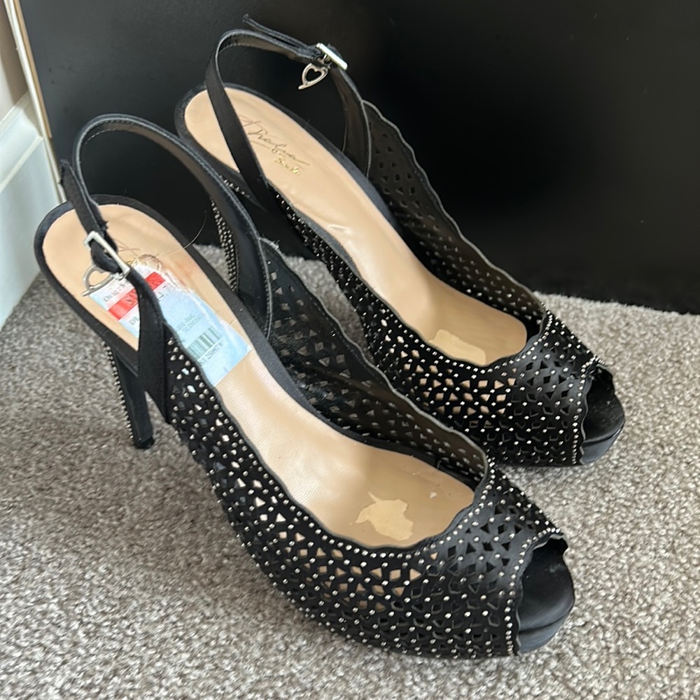 Thalia Sodi Heels Size 9.5 Used
